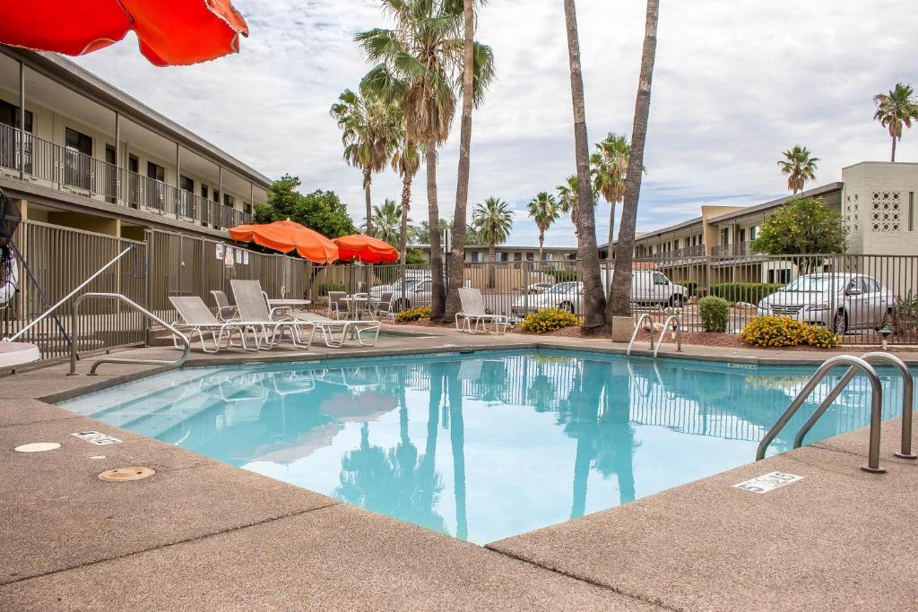 Red Roof Inn Tucson Downtown - University Extérieur photo