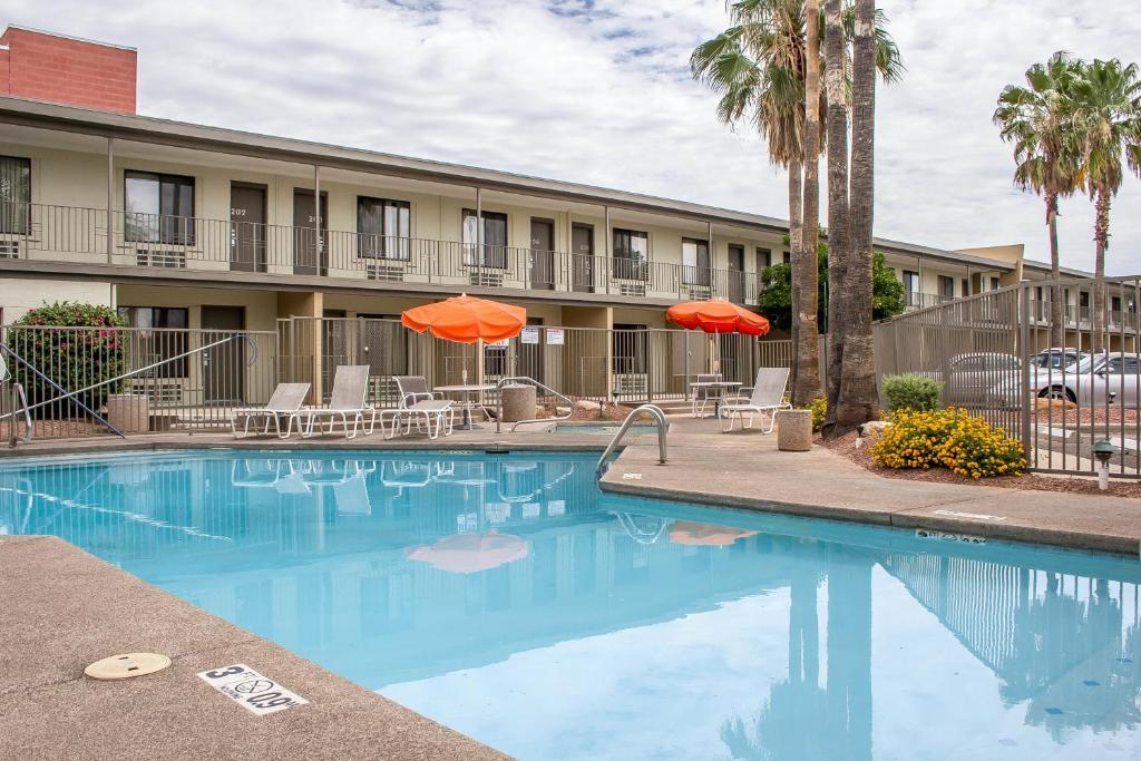 Red Roof Inn Tucson Downtown - University Extérieur photo